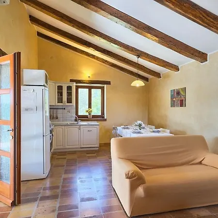 Fiore By Istrialux Katun Lindarski