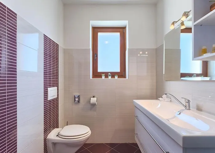 Βίλα Fiore By Istrialux Katun Lindarski