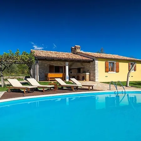 Fiore By Istrialux *